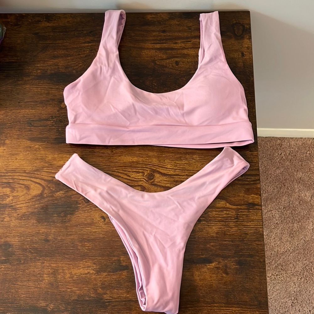 Swim suit